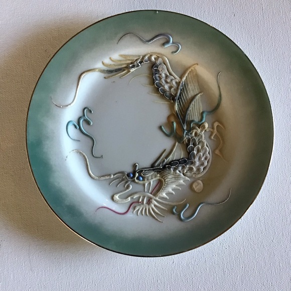 FINAL SALE Vintage Handpainted Japanese Dragon Salad Plates (Set of 2) - Picture 2 of 5